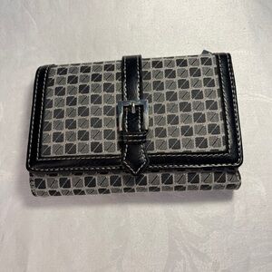 Nine West Black and Gray Wallet NWOT